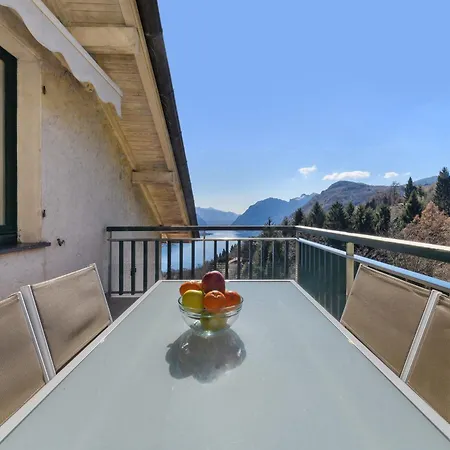 Finestra Sul Bellagio Apartment Civenna