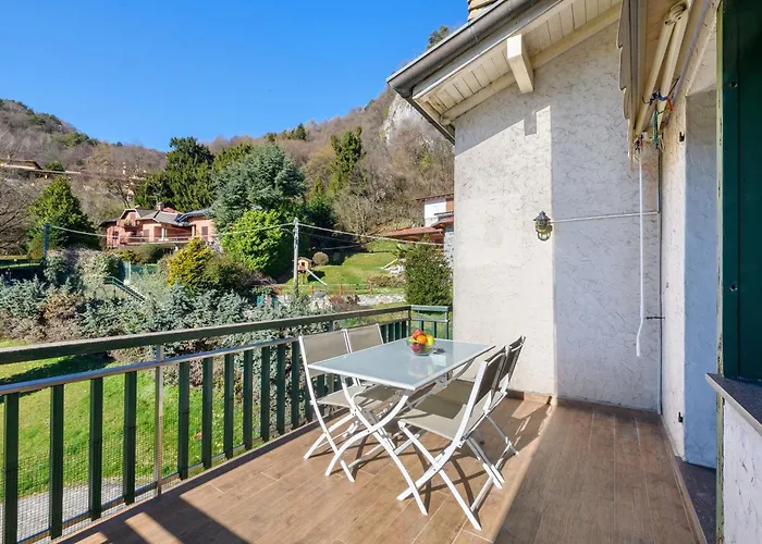 Finestra Sul Bellagio Civenna